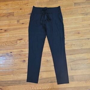 Isabel Benenato Women's Pants Size 40 Midi Rise  Skinny Leg Black Pants